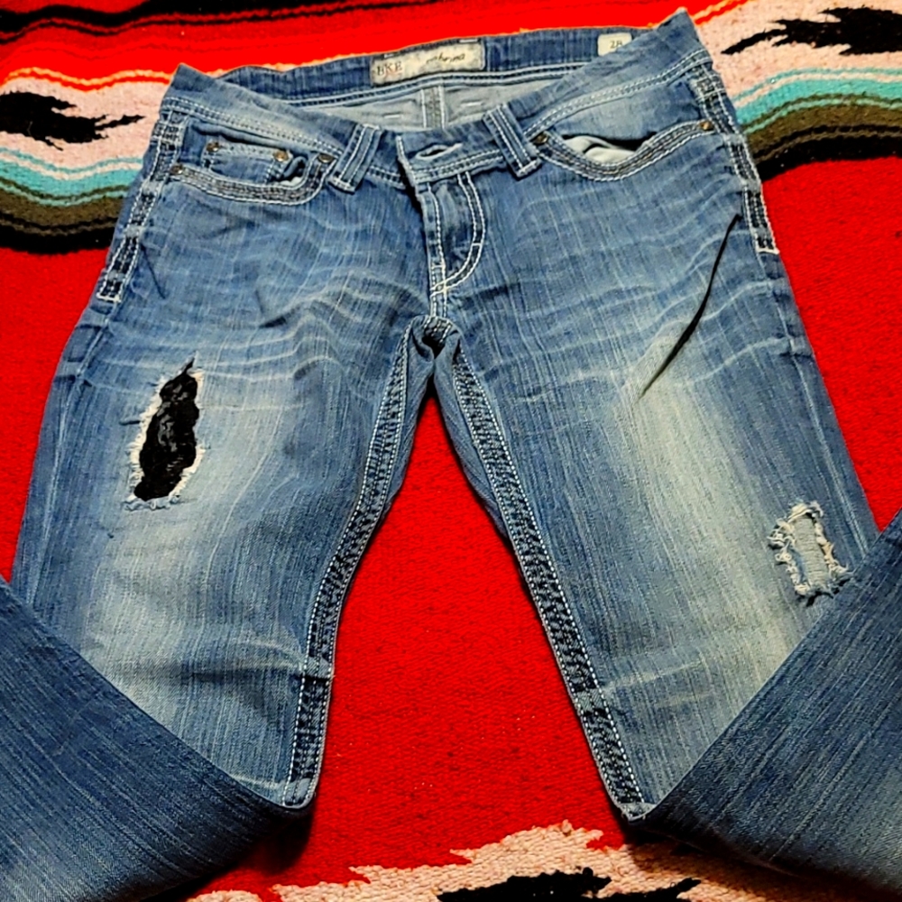 Bke sabrina jeans. Size 28 crops. Inseam 25
